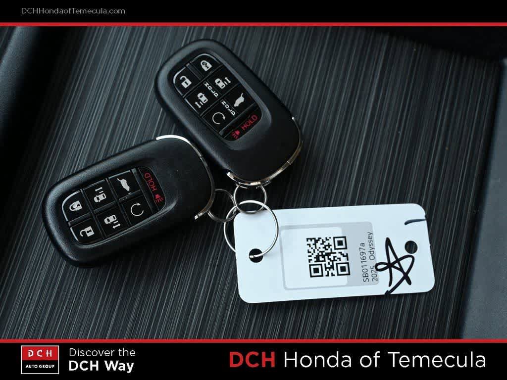 Certified 2025 Honda Odyssey Touring image 15