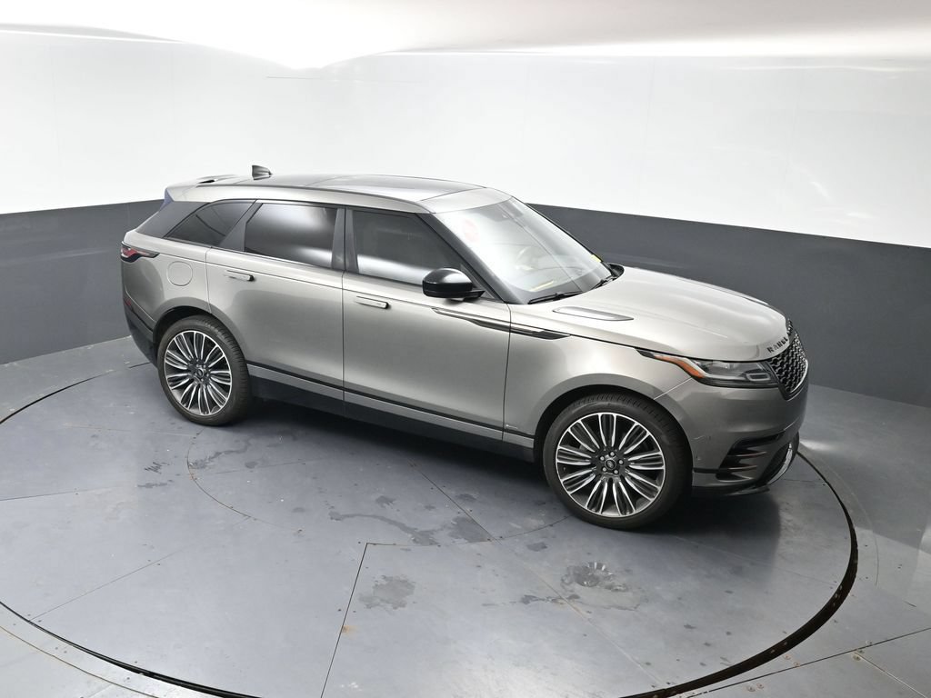 Used 2018 Land Rover Range Rover Velar R-Dynamic HSE AWD/4WD image 43