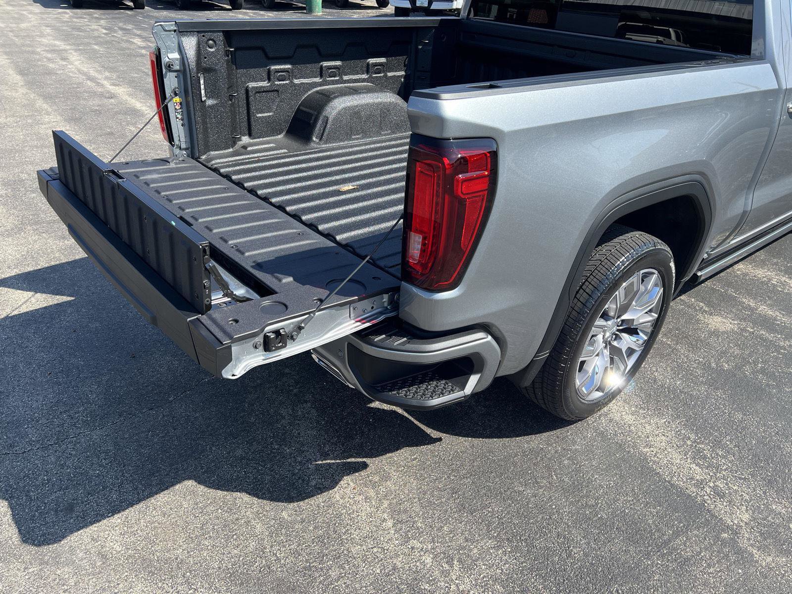 New 2026 GMC Sierra 1500 Denali w/ Denali Reserve Package image 50