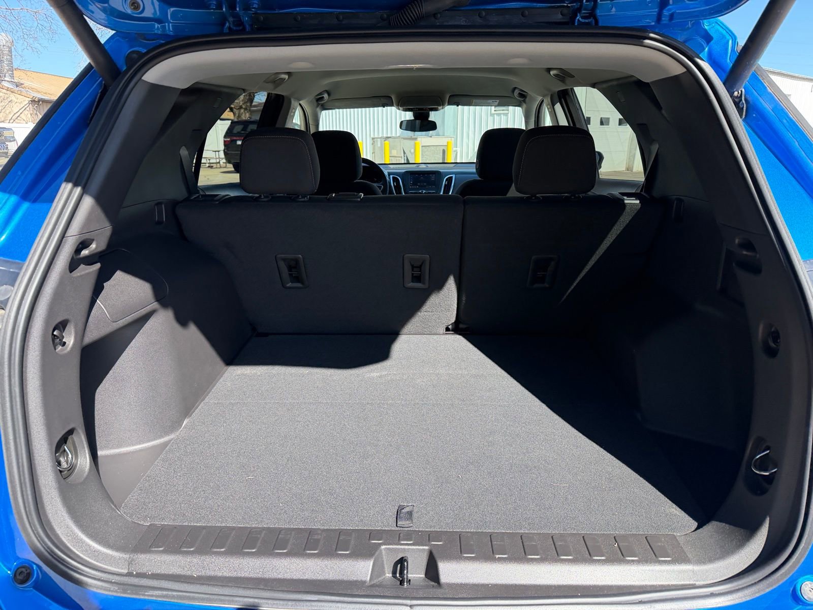 Used 2024 Chevrolet Equinox LT w/ LPO, Floor Liner Package image 34
