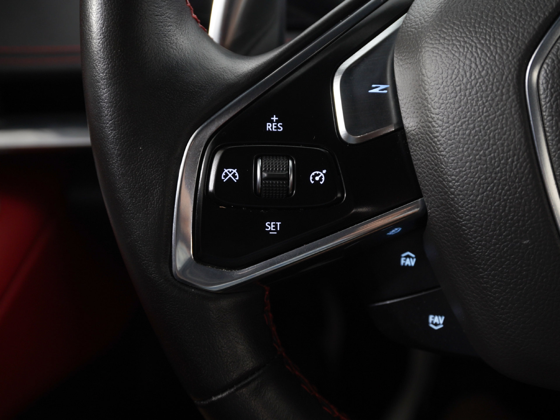 Used 2020 Chevrolet Corvette Stingray Preferred Cpe w/ 2LT Preferred Equipment Group RWD image 19