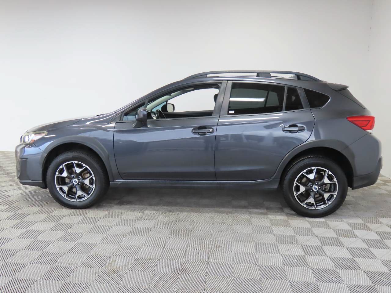 Used 2018 Subaru Crosstrek 2.0i Premium AWD/4WD image 5