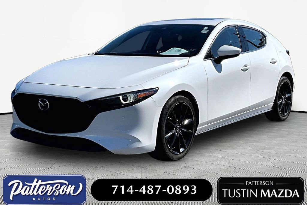Used 2019 MAZDA MAZDA3 Hatchback w/ Premium Package FWD image 1