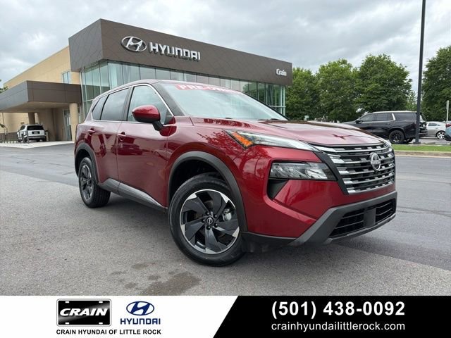 Used 2024 Nissan Rogue SV FWD image 1