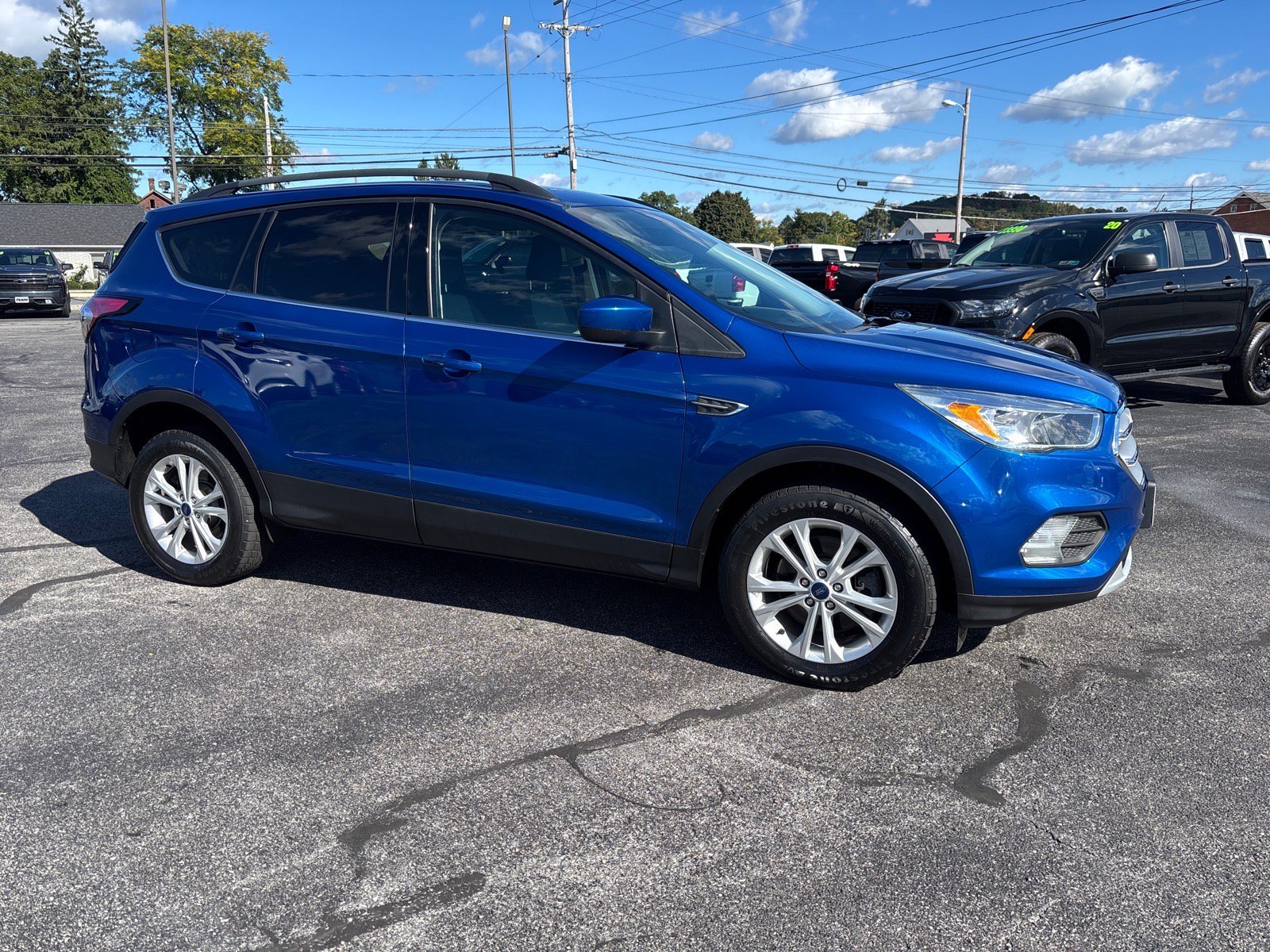 Used 2018 Ford Escape SE AWD/4WD image 1
