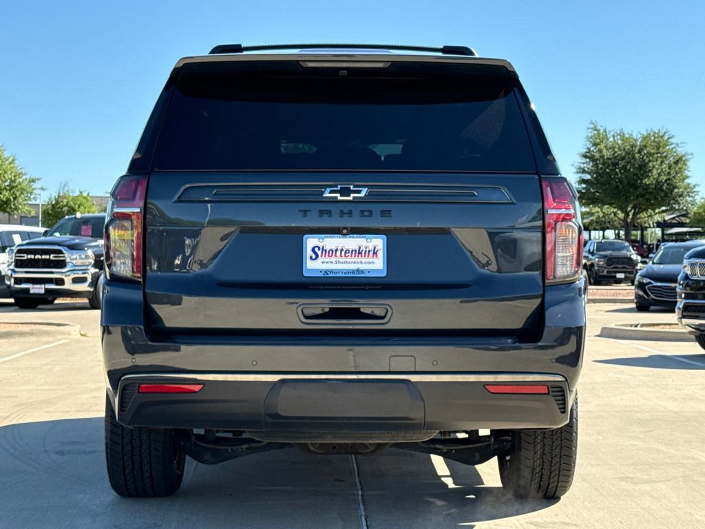 Used 2022 Chevrolet Tahoe Z71 w/ Luxury Package AWD/4WD image 8