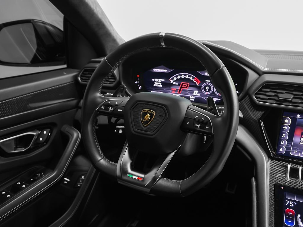 Used 2022 Lamborghini Urus image 47