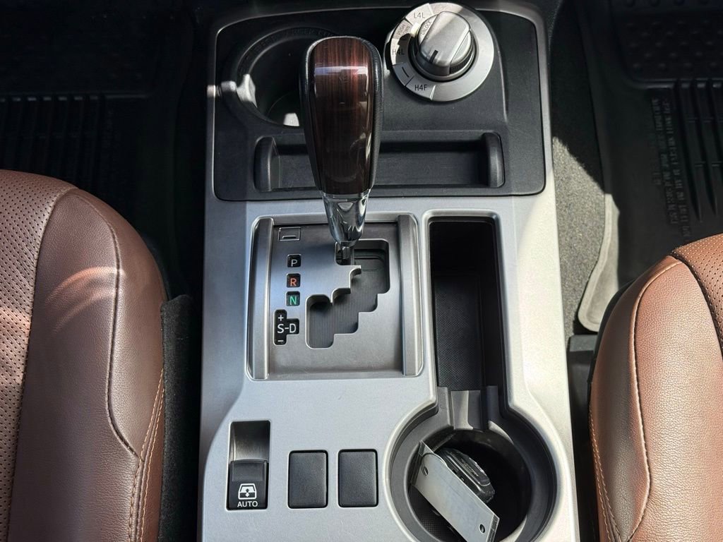 Used 2023 Toyota 4Runner Limited AWD/4WD image 26