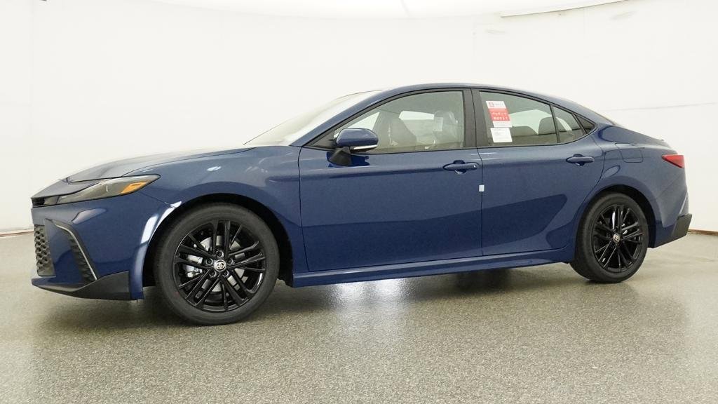 New 2026 Toyota Camry SE FWD image 3