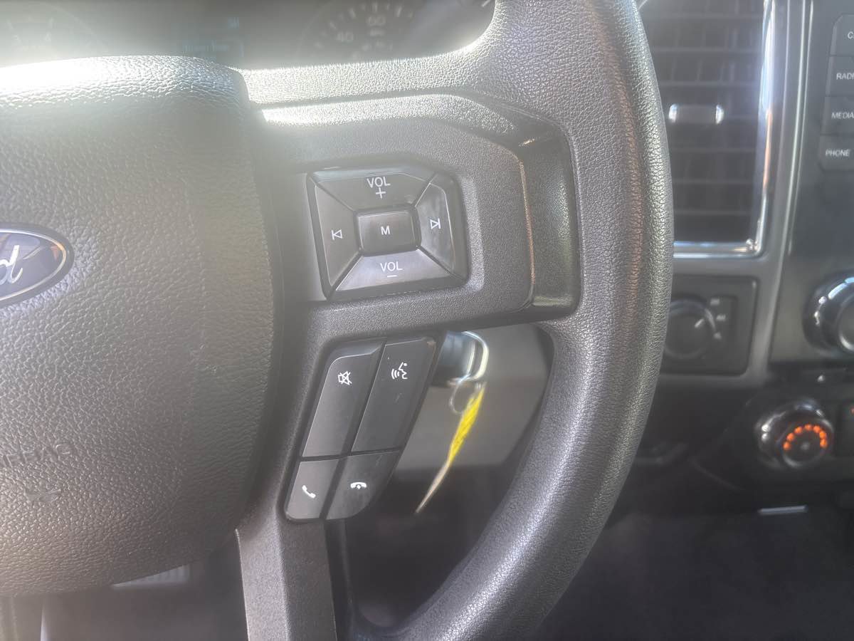 Used 2016 Ford F150 XLT AWD/4WD image 18