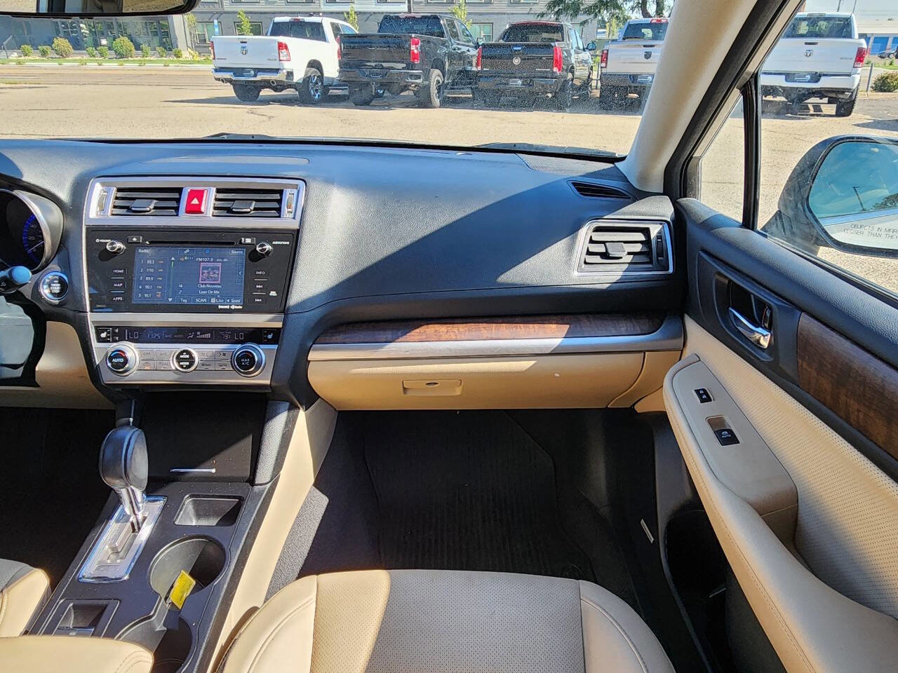 Used 2017 Subaru Outback 3.6R Limited image 16