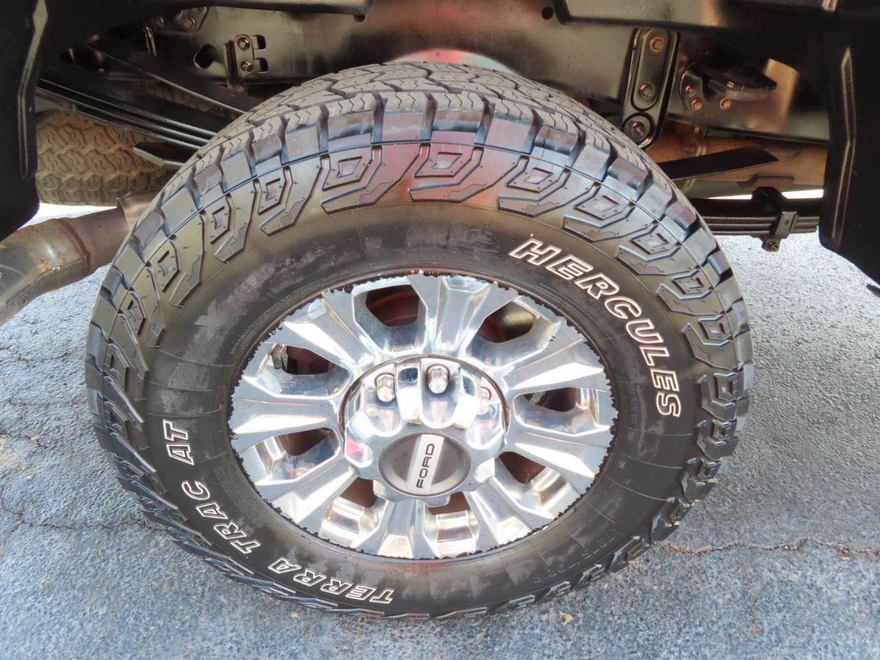 Used 2017 Ford F350 XLT w/ XLT Premium Package AWD/4WD image 20