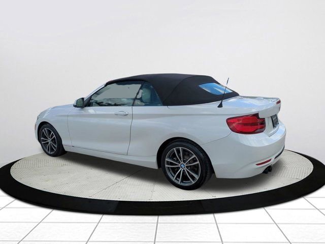 Used 2018 BMW 230i Convertible image 5