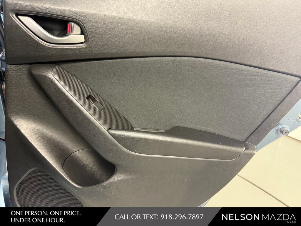 Used 2014 MAZDA MAZDA3 i Touring FWD image 37