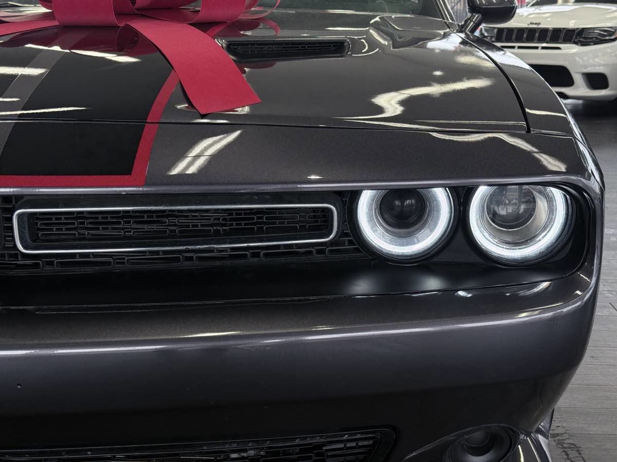 Used 2021 Dodge Challenger SXT w/ Blacktop Package image 6