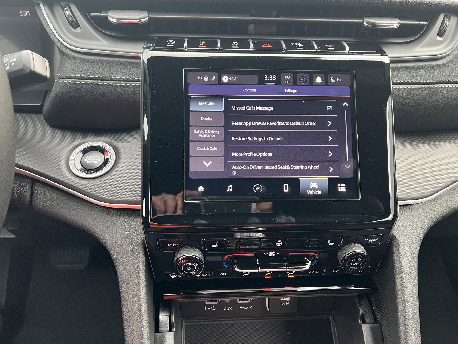 New 2025 Jeep Grand Cherokee L Altitude AWD/4WD image 28