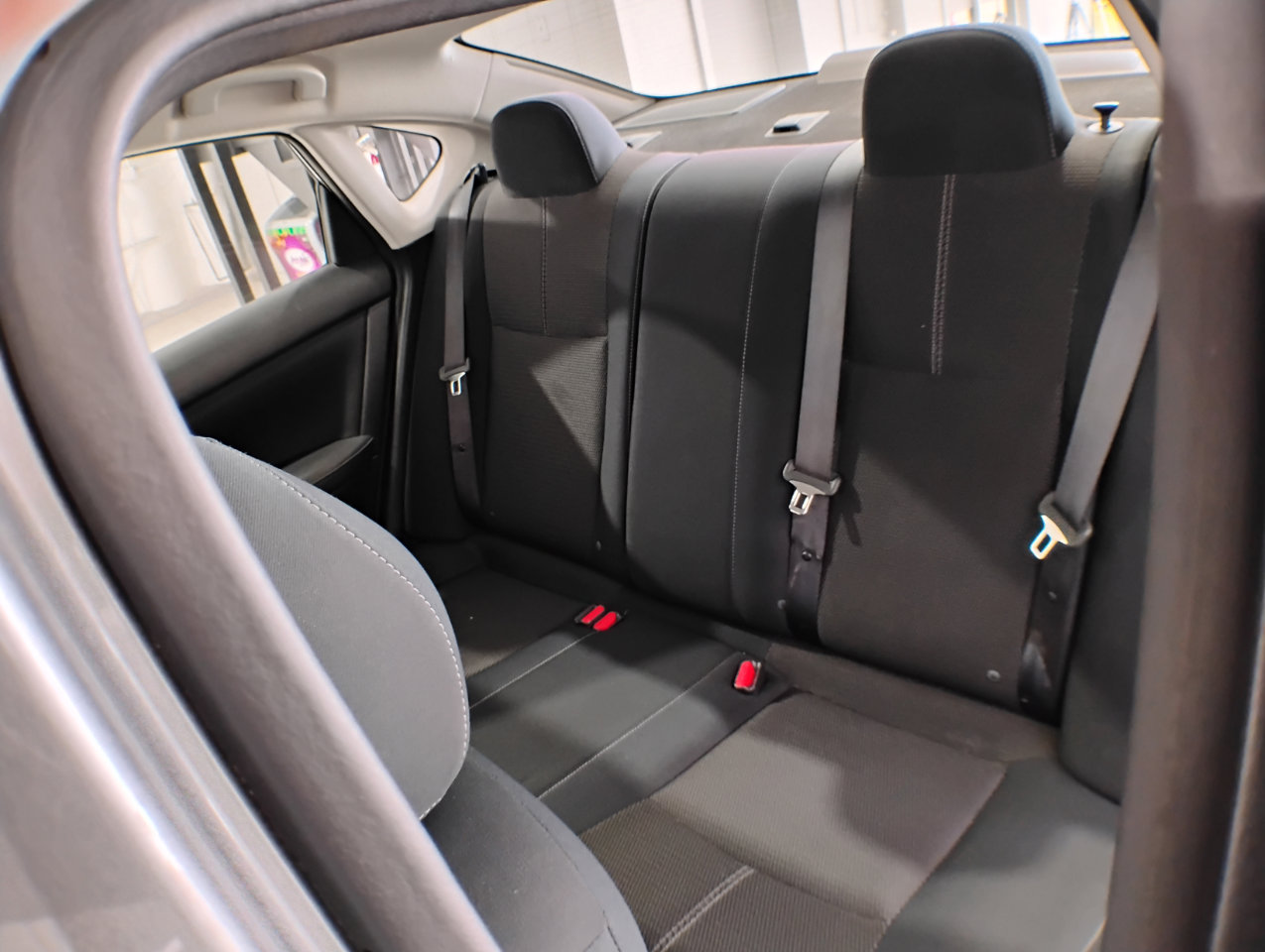 Used 2017 Nissan Sentra S image 89