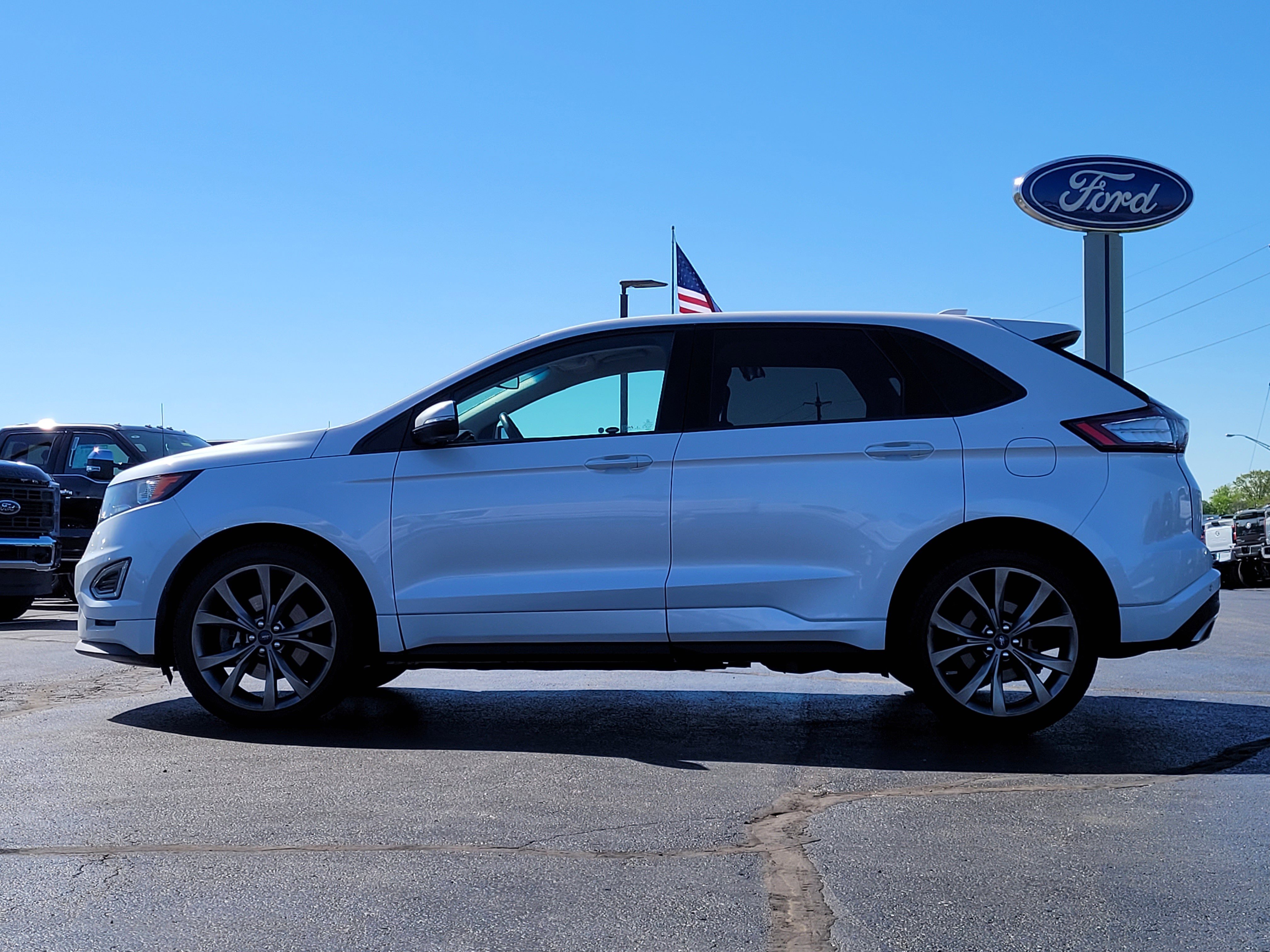 Used 2016 Ford Edge Sport w/ Technology Package AWD/4WD image 7