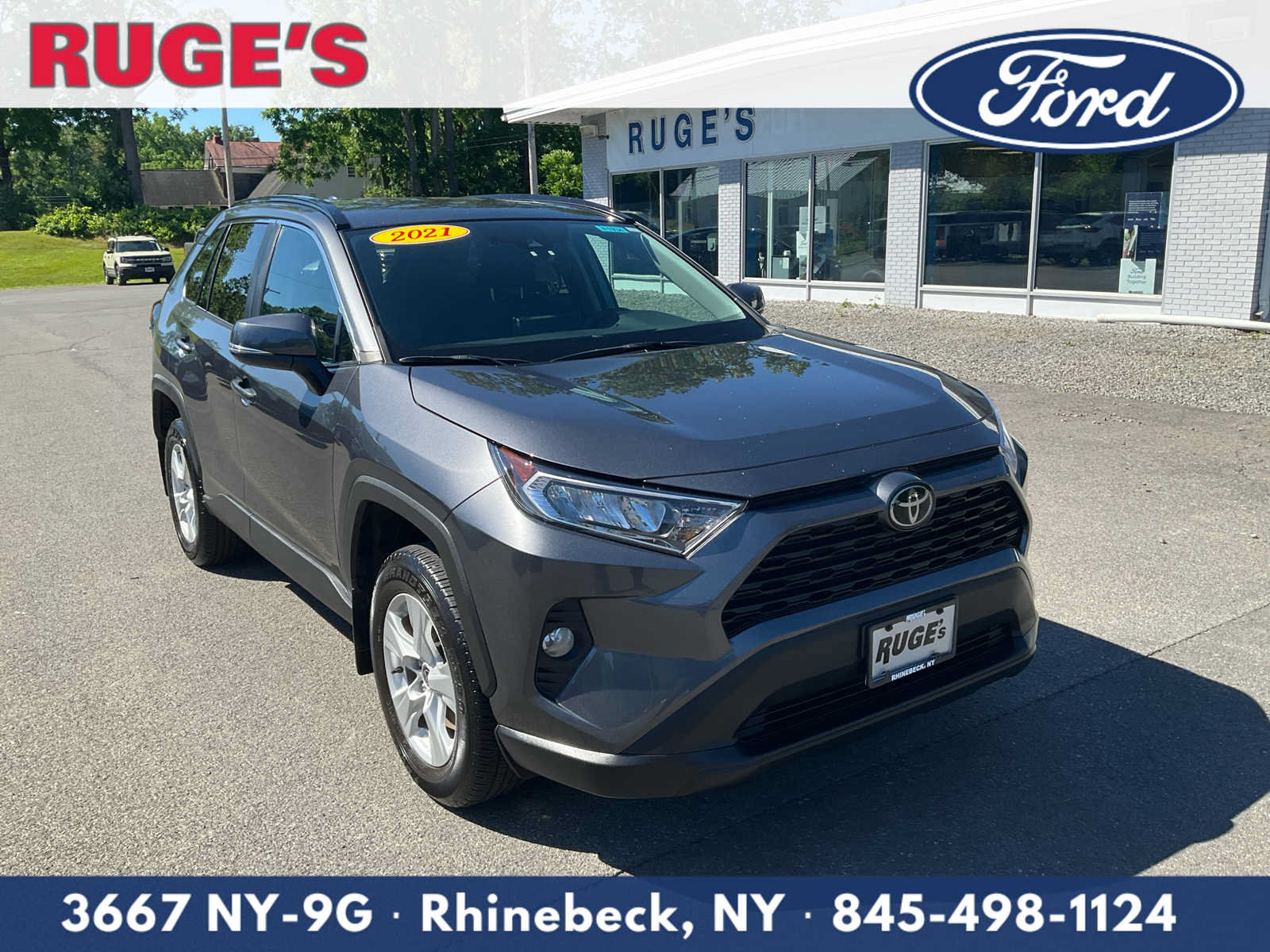 Used 2021 Toyota RAV4 XLE w/ XLE Grade Weather Package