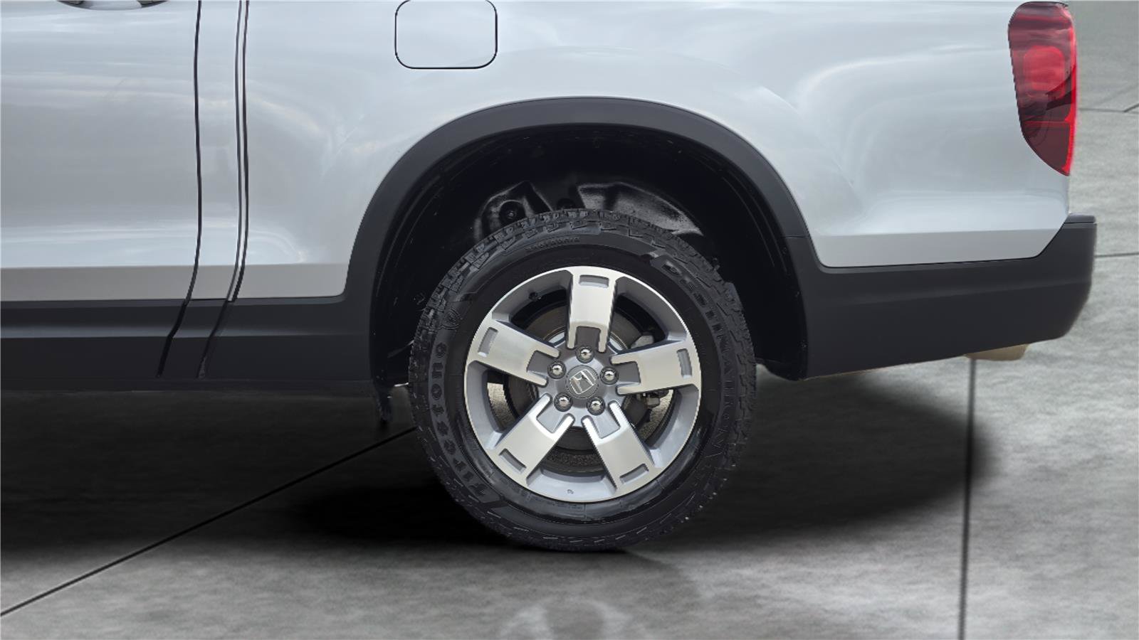 Used 2025 Honda Ridgeline RTL image 32