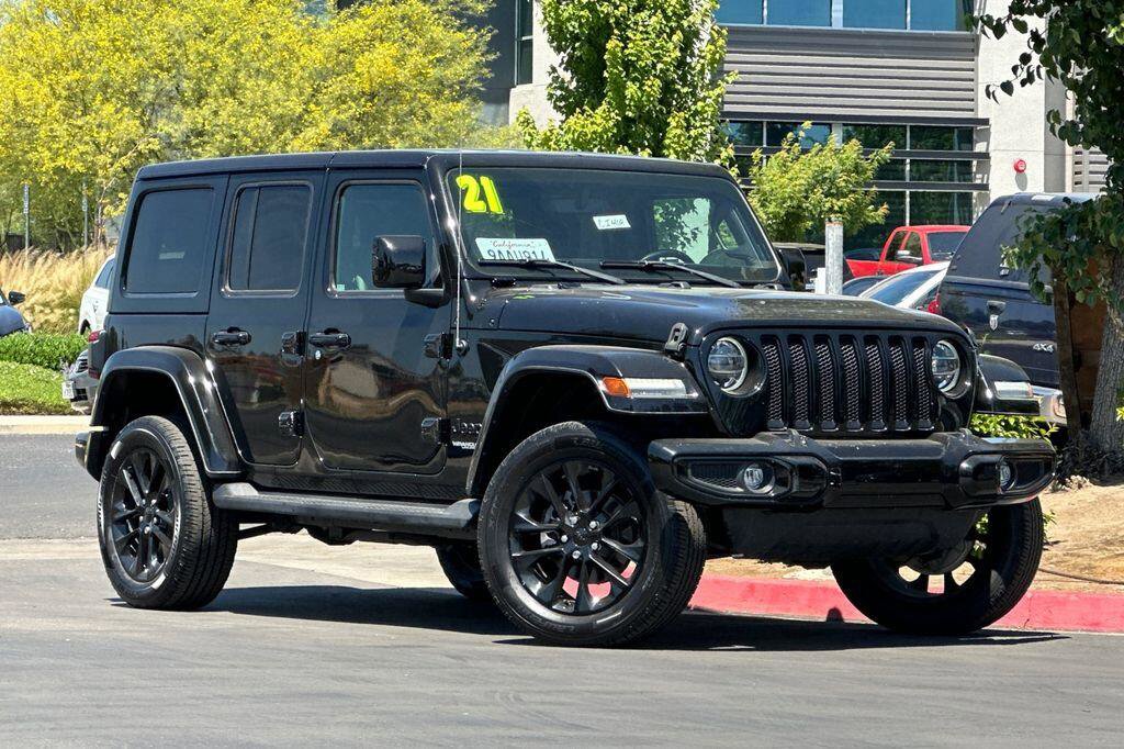 Used 2021 Jeep Wrangler Unlimited Sahara AWD/4WD image 2