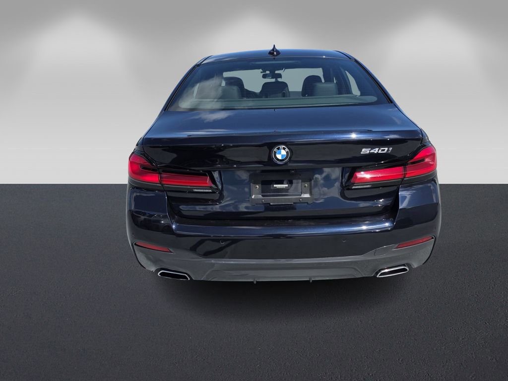 Used 2021 BMW 540i w/ M Sport Package image 5