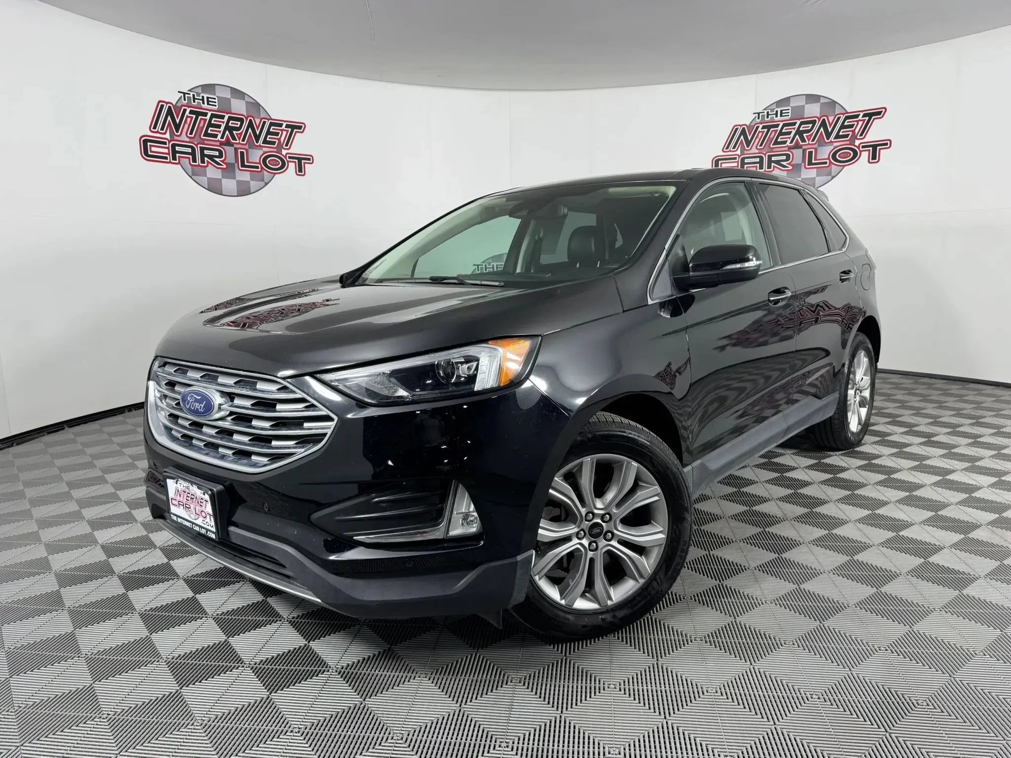 Used 2023 Ford Edge Titanium AWD/4WD video 1