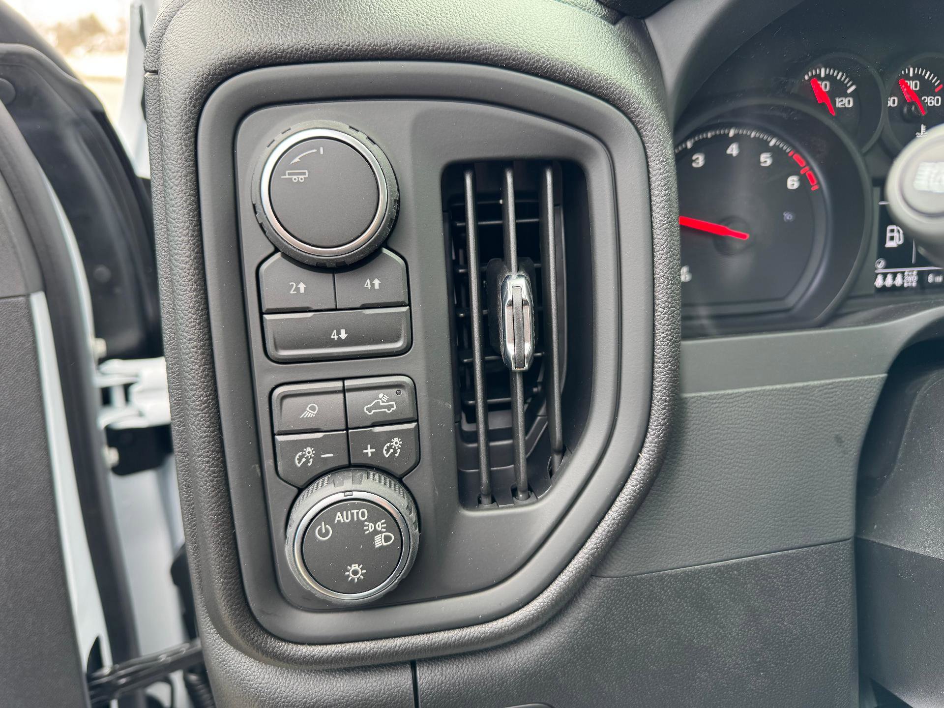 New 2026 Chevrolet Silverado 3500 W/T image 26