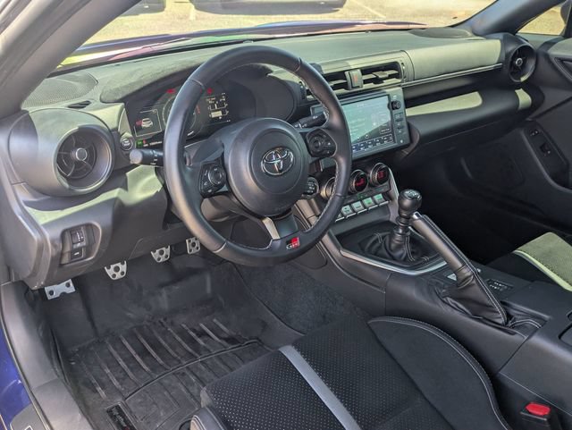 Used 2024 Toyota GR86 Premium RWD image 32