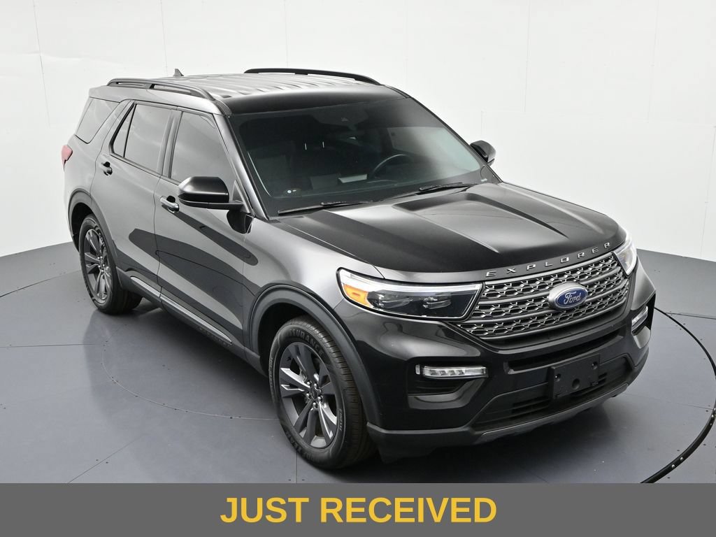 Certified 2022 Ford Explorer XLT w/ Equipment Group 202A RWD image 22