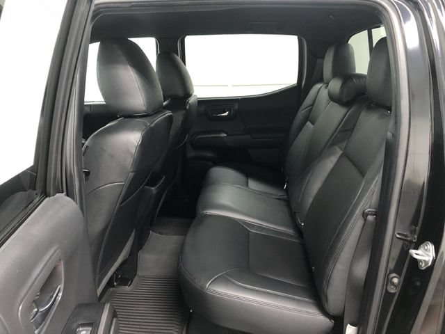 Used 2022 Toyota Tacoma TRD Off-Road w/ Technology Package AWD/4WD image 26