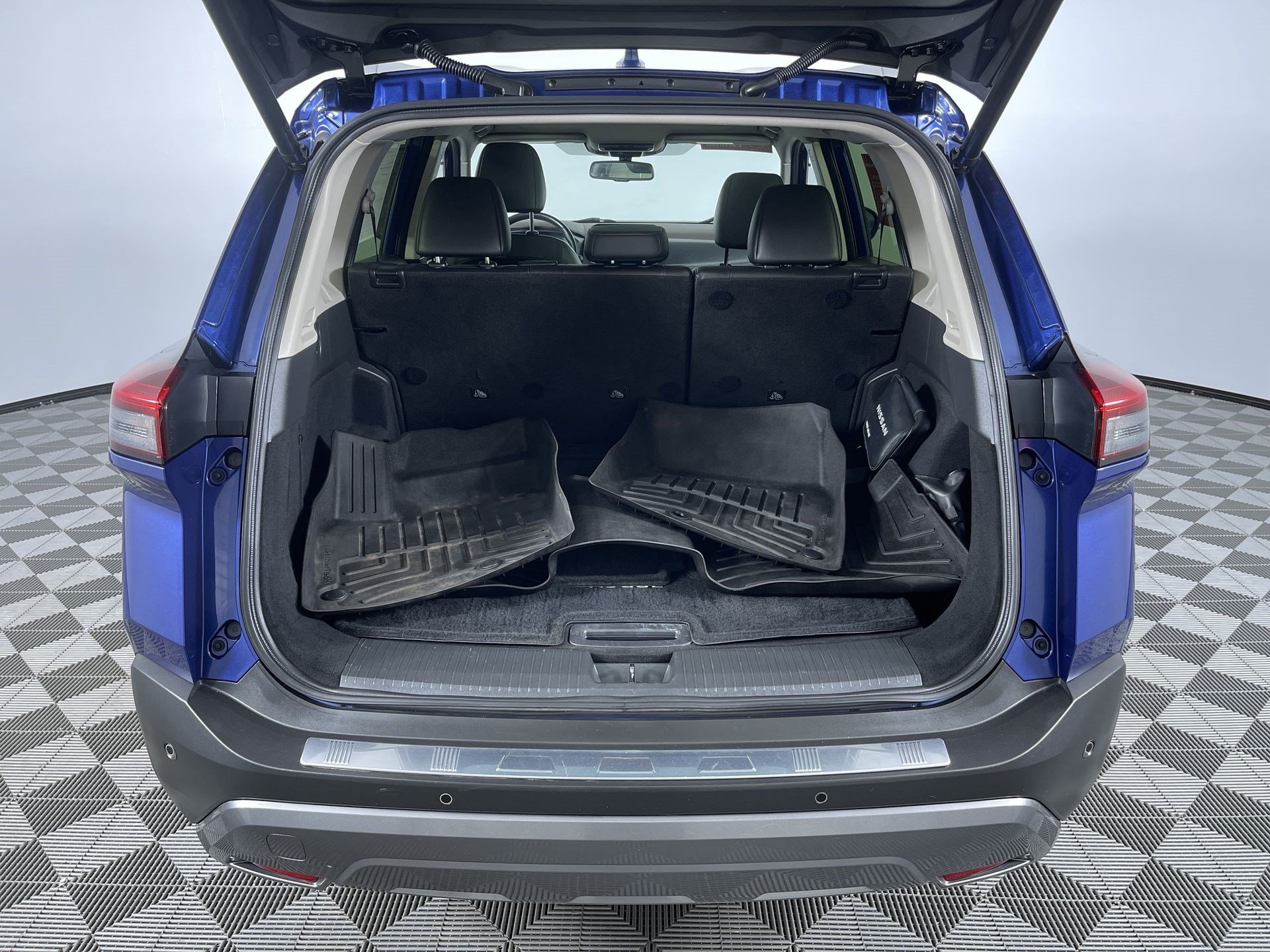 Certified 2023 Nissan Rogue SL w/ SL Premium Package AWD/4WD image 25