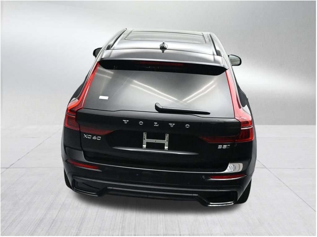 New 2026 Volvo XC60 B5 Plus AWD/4WD image 16