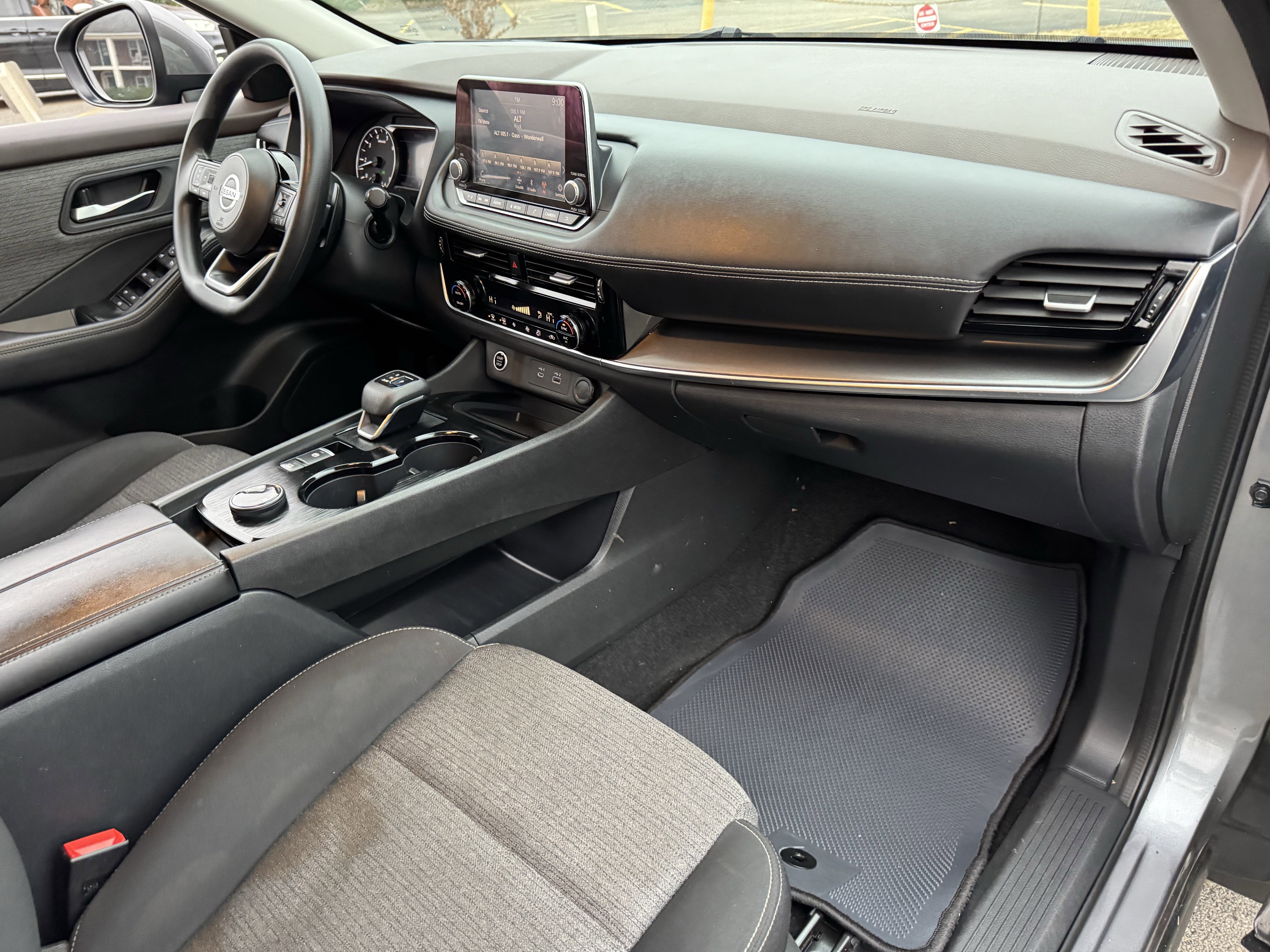 Certified 2021 Nissan Rogue SV image 37