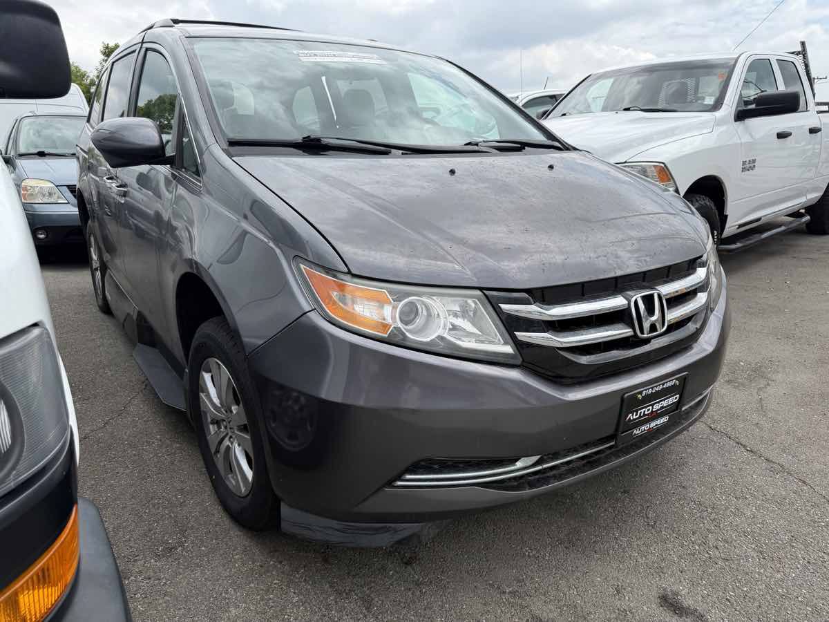 Used 2014 Honda Odyssey EX image 1