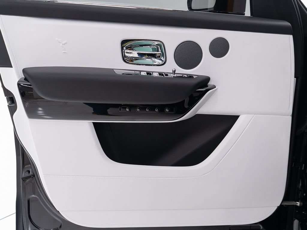 Certified 2026 Rolls-Royce Cullinan AWD/4WD image 12