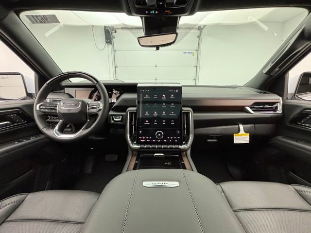 New 2026 GMC Yukon Denali w/ Denali Reserve Package image 3