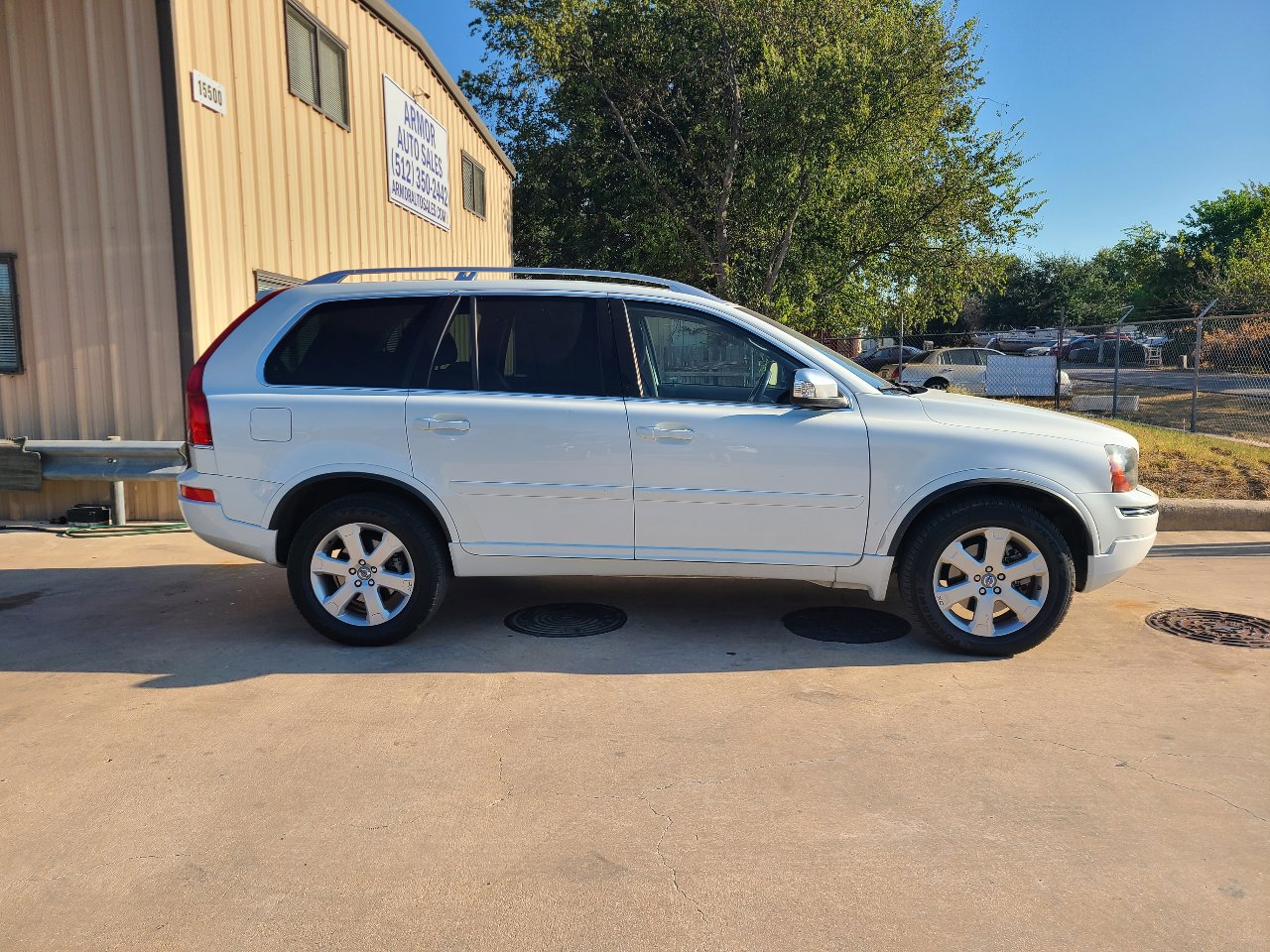 Used 2013 Volvo XC90 3.2 image 2