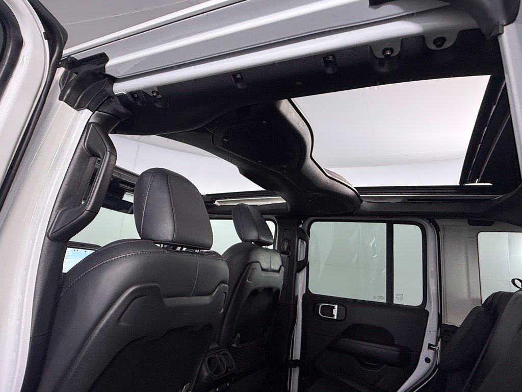 Used 2024 Jeep Wrangler High Altitude AWD/4WD image 20