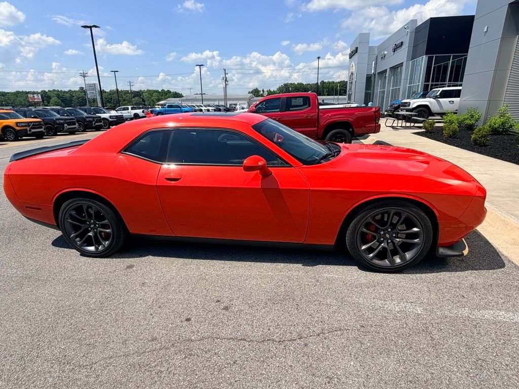 Used 2023 Dodge Challenger GT w/ Performance Handling Group RWD image 3