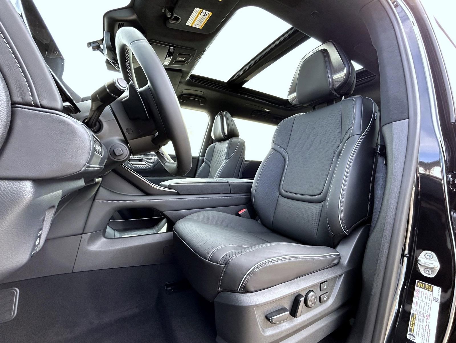 New 2026 INFINITI QX80 Autograph AWD/4WD image 10