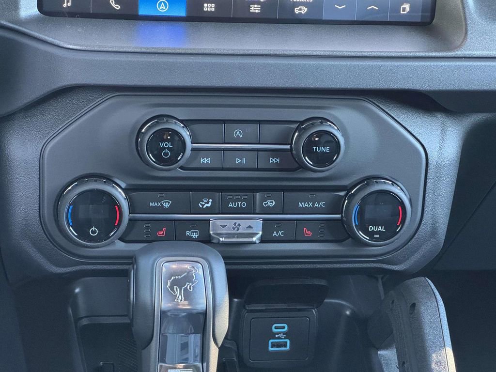 New 2025 Ford Bronco Big Bend w/ Black Diamond Package image 5