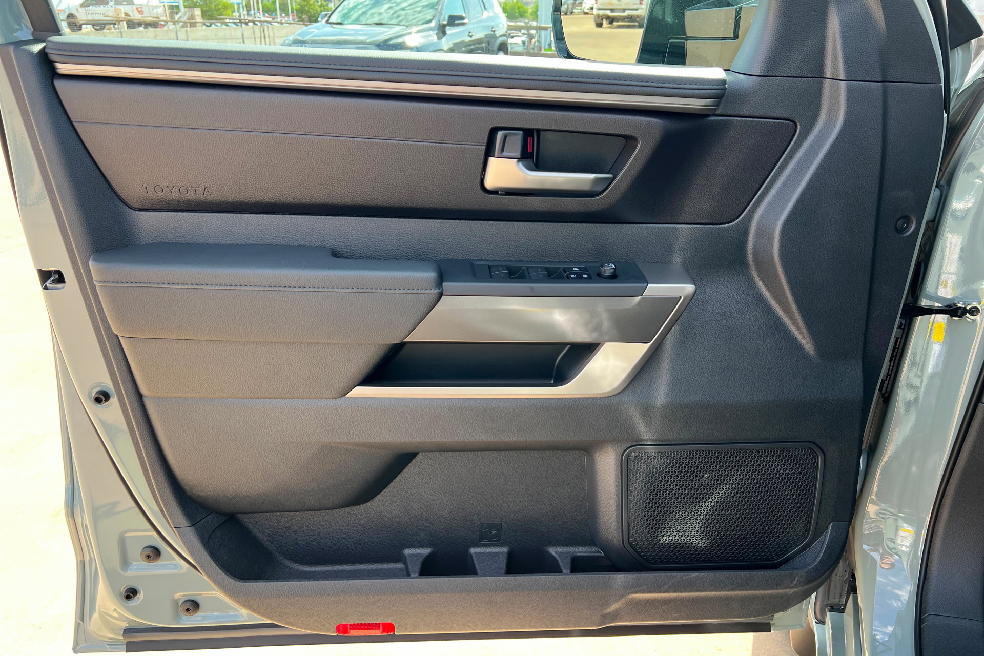 New 2026 Toyota Tundra SR5 AWD/4WD image 14