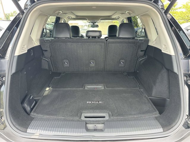 Used 2023 Nissan Rogue SL w/ SL Premium Package AWD/4WD image 13