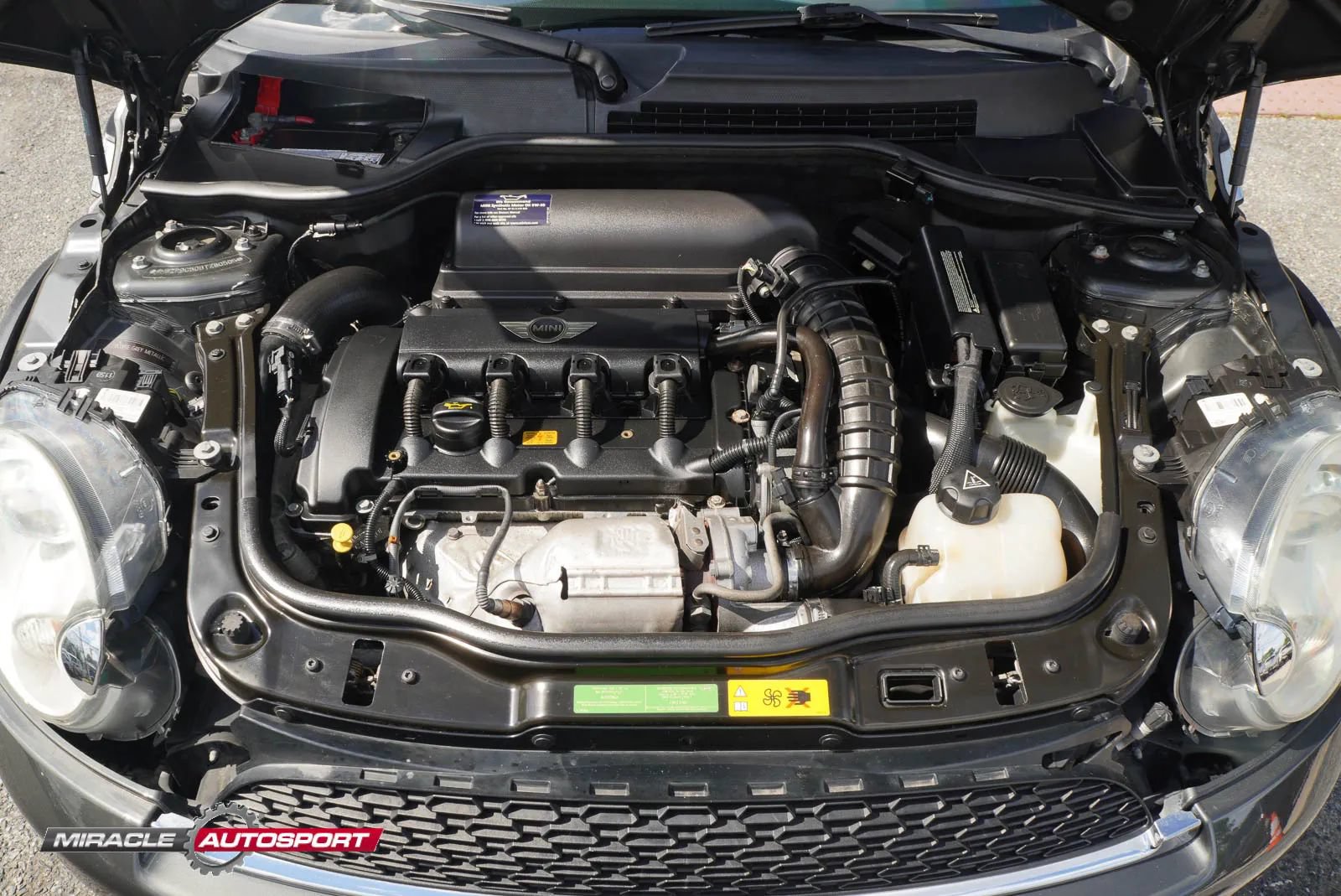Used 2011 MINI Cooper John Cooper Works FWD image 14