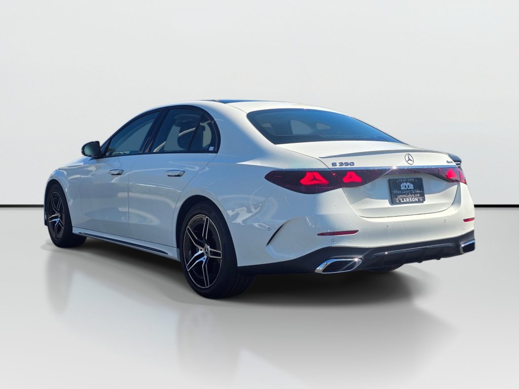 New 2026 Mercedes-Benz E 350 4MATIC Sedan image 3