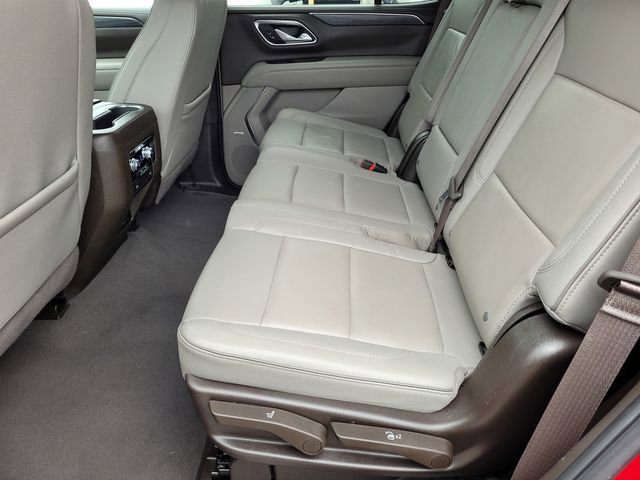 Used 2024 GMC Yukon SLT image 15