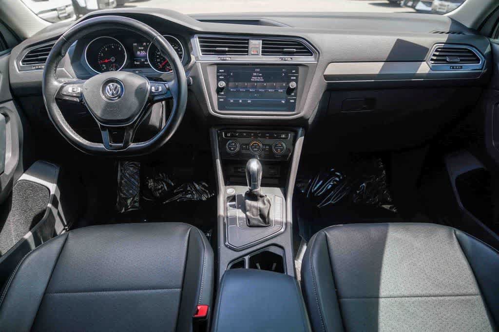 Used 2019 Volkswagen Tiguan SE w/ Panoramic Sunroof Package FWD image 11