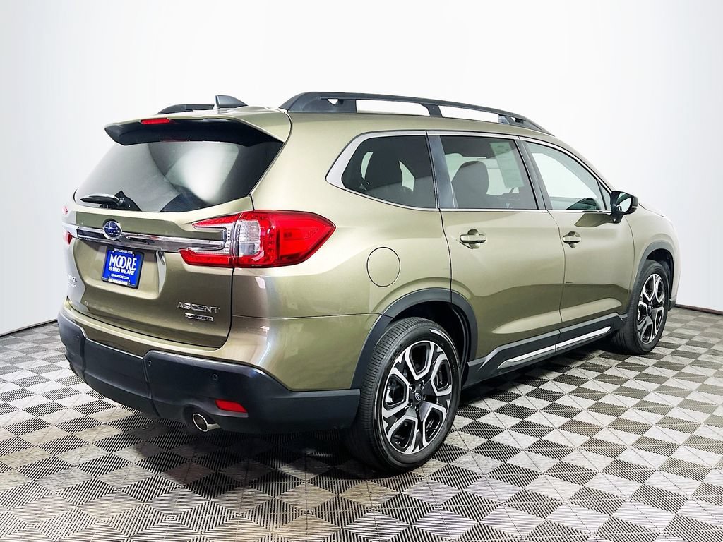 Used 2024 Subaru Ascent Limited w/ Technology Package AWD/4WD image 7