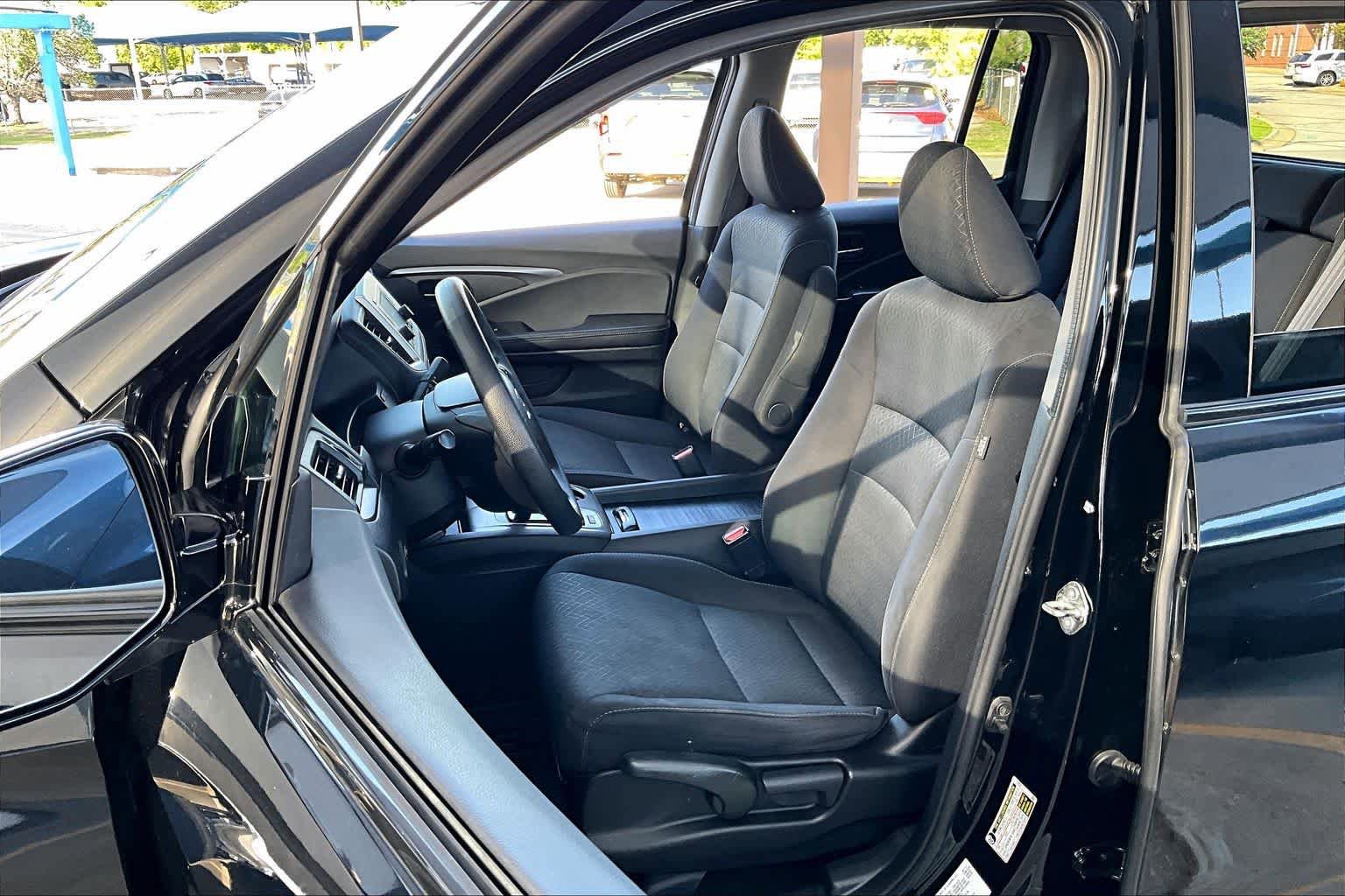 Used 2018 Honda Ridgeline Sport image 8